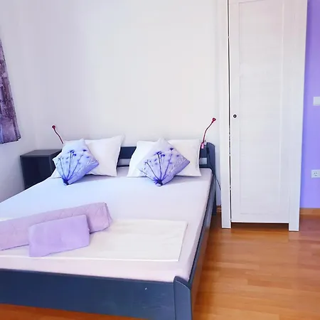Apartment Cro Behar 2 *