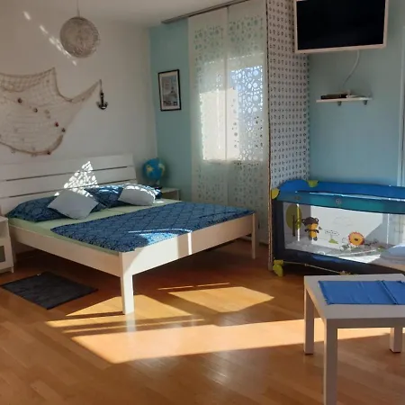 Διαμέρισμα Cro Behar 2